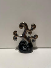 Carica l'immagine nel visualizzatore di Gallery, Albero della Vita in Ceramica Dipinto a Mano – 12 × 15 cm