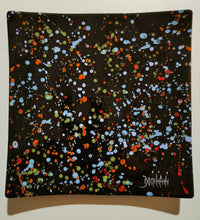 Carica l'immagine nel visualizzatore di Gallery, Piatto Quadrato con Bordi Rialzati in Ceramica Dipinta a Mano da 34 x 34 cm e 41 x 41 cm